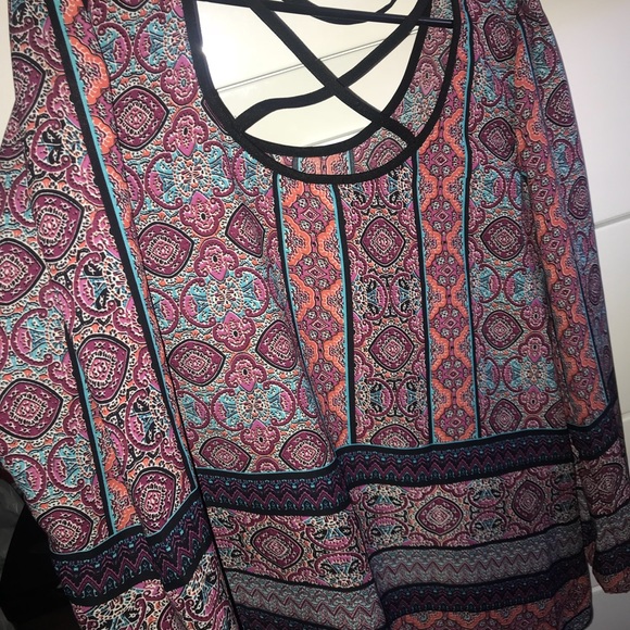 Top - Picture 3 of 3